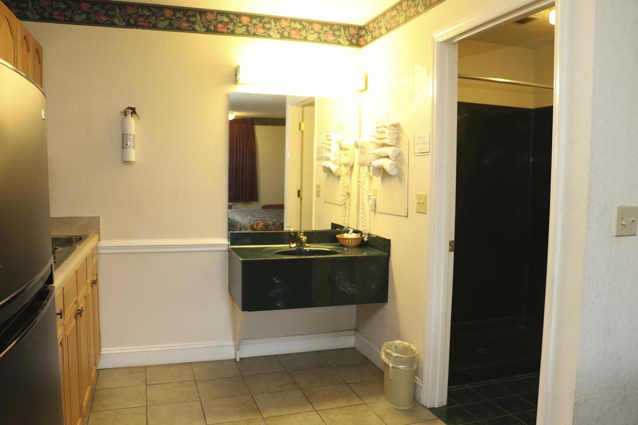 Southern Lodge Orangeburg Buitenkant foto