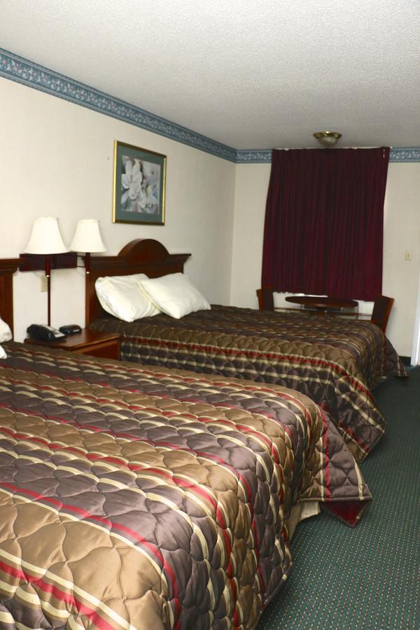 Southern Lodge Orangeburg Buitenkant foto